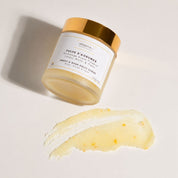 Grainy texture of the Citrus Pulp Scrub Hendiya®, sugar granules and citrus